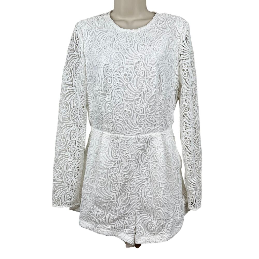NEW StyleStalker Lace Romper Long Sleeve White Medium Bridal Shower Bachelorette